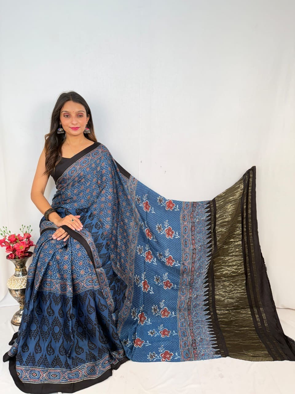 Zohra Ajrakh Saree